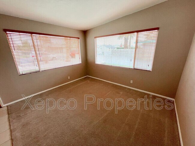 Building Photo - 4019 Cll San Raphael