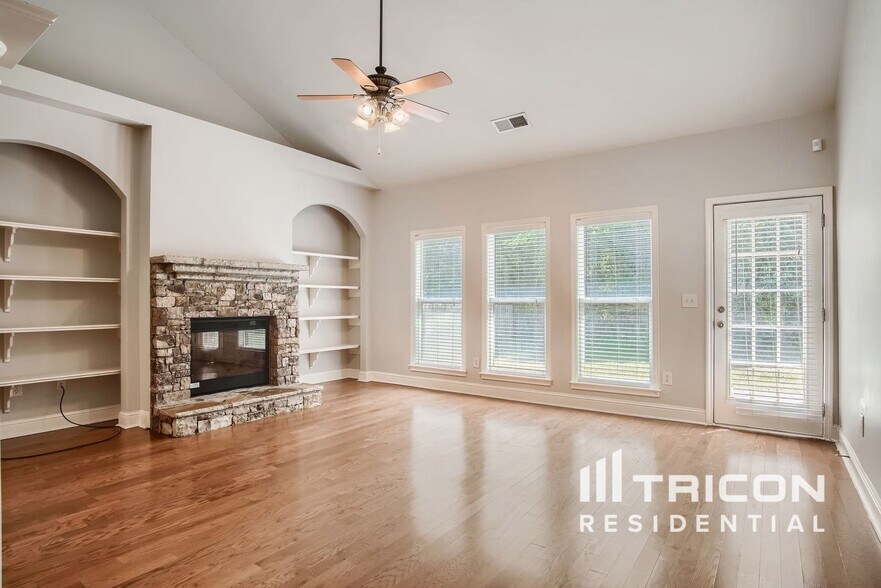 Building Photo - 125 Janney Cir