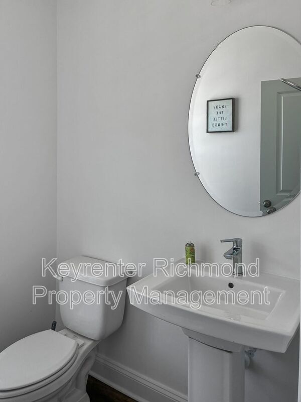 Building Photo - 13801 Randolph Pond Ln