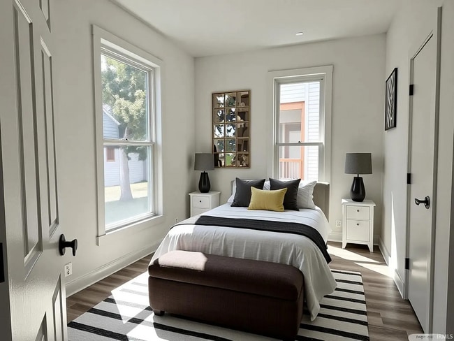 Building Photo - 733 S Armstrong St