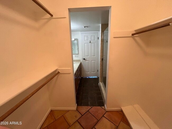 Building Photo - 1449 E Highland Ave