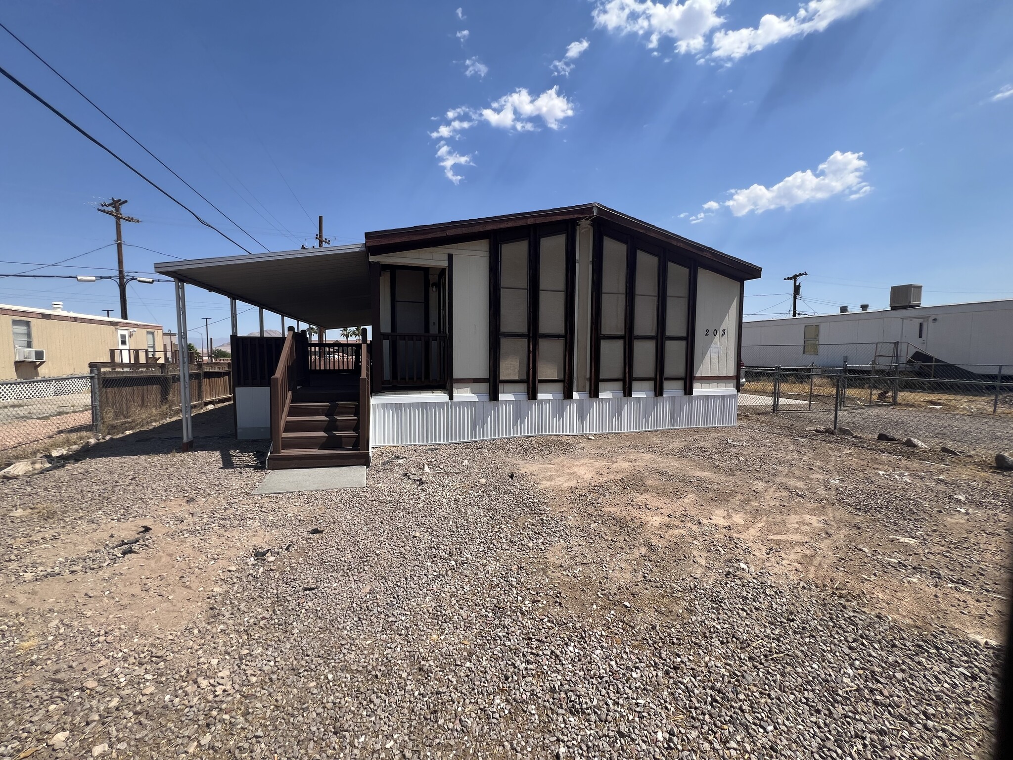 Building Photo - 203 Shoshone Ln