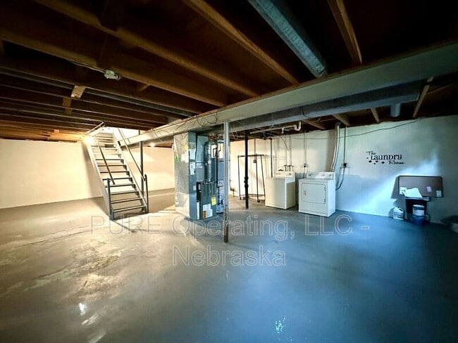 Building Photo - 12735 B St