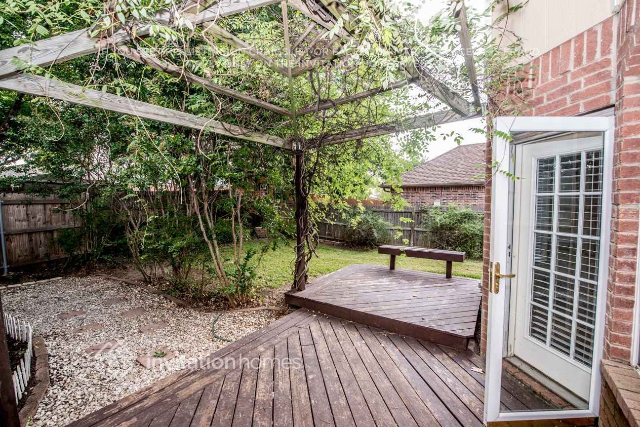 Building Photo - 1621 Churchill Ln