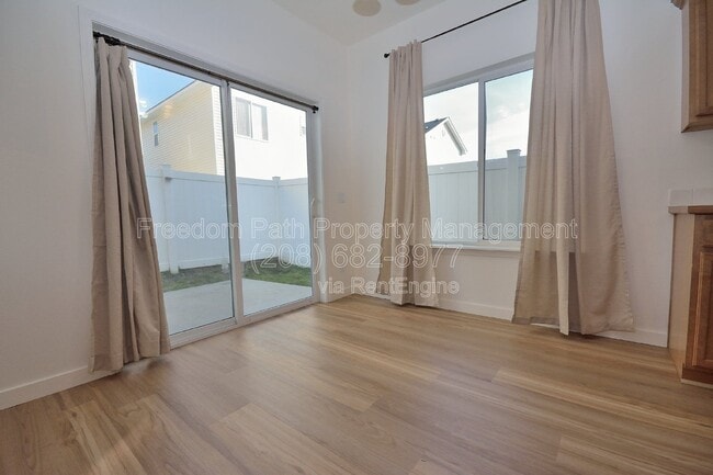 Building Photo - 7830 Mather Ct