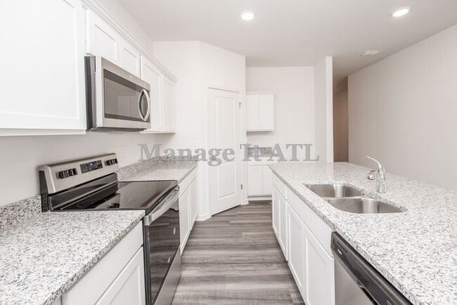 Building Photo - 4 Br Ranch Home for Rent!