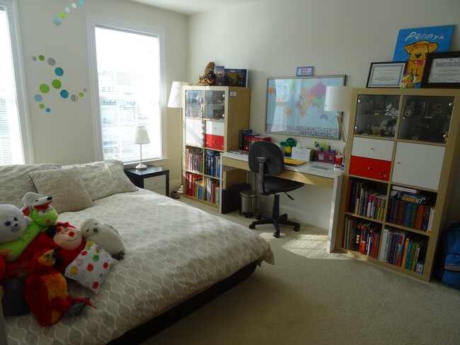 Building Photo - 112 Wilder Wy