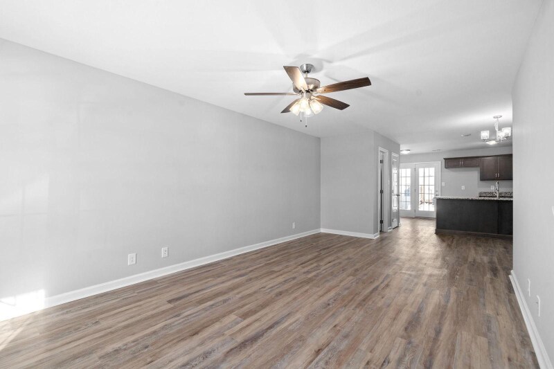 Building Photo - 638 Stowe Ct