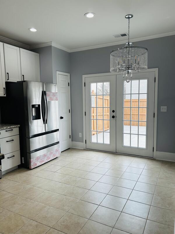 Building Photo - 305 Claybrooke Dr