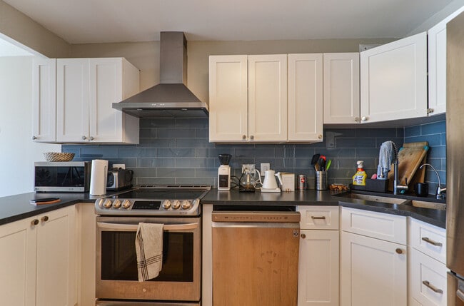 Building Photo - 405 N Wabash Ave