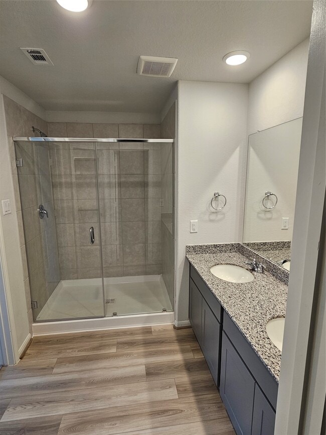 Building Photo - 5207 Shallowhurst Ln