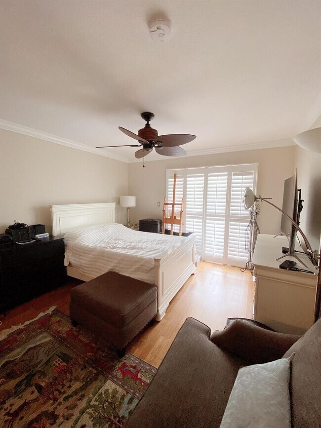 Building Photo - 1501 E Broward Blvd