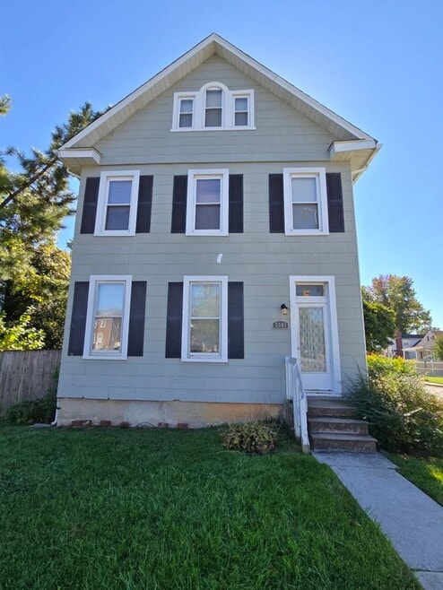 Building Photo - 3301 E Northern Pkwy