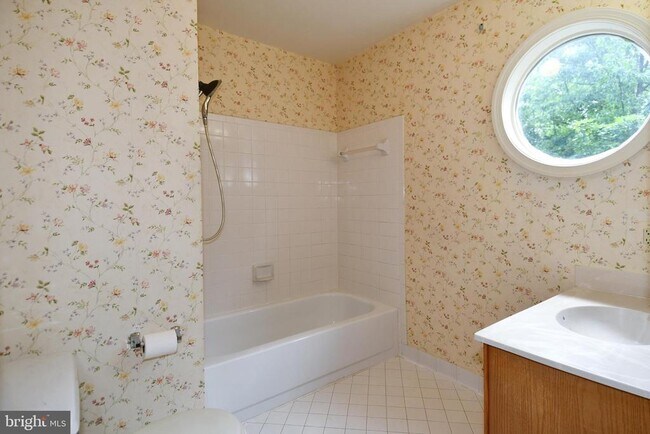 Building Photo - 16853 Capon Tree Ln