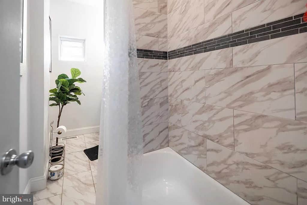 Bathroom - 855 E Locust Ave