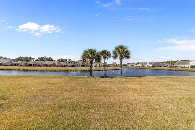 Building Photo - 264 Viareggio Road