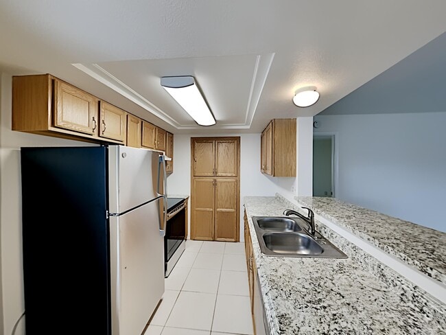 Building Photo - 3266 SE Aster Ln