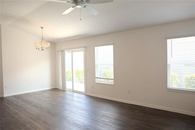 Building Photo - 6055 Allen Ave
