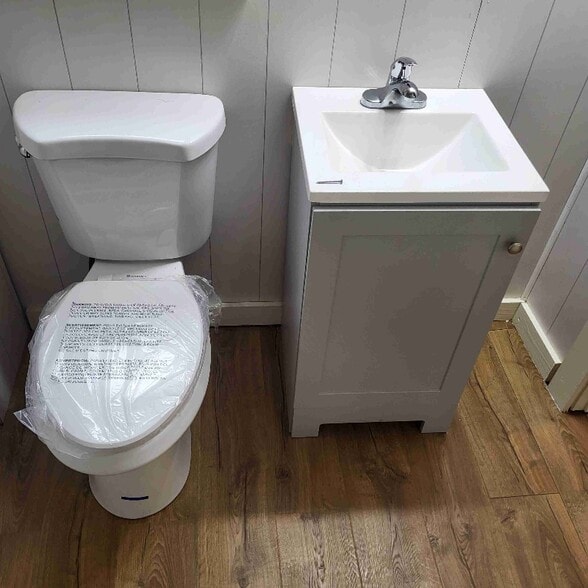 Building Photo - 1218 Vincent Ct