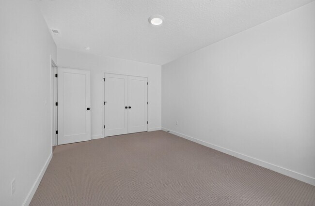 Building Photo - 6288 W Butte County Dr
