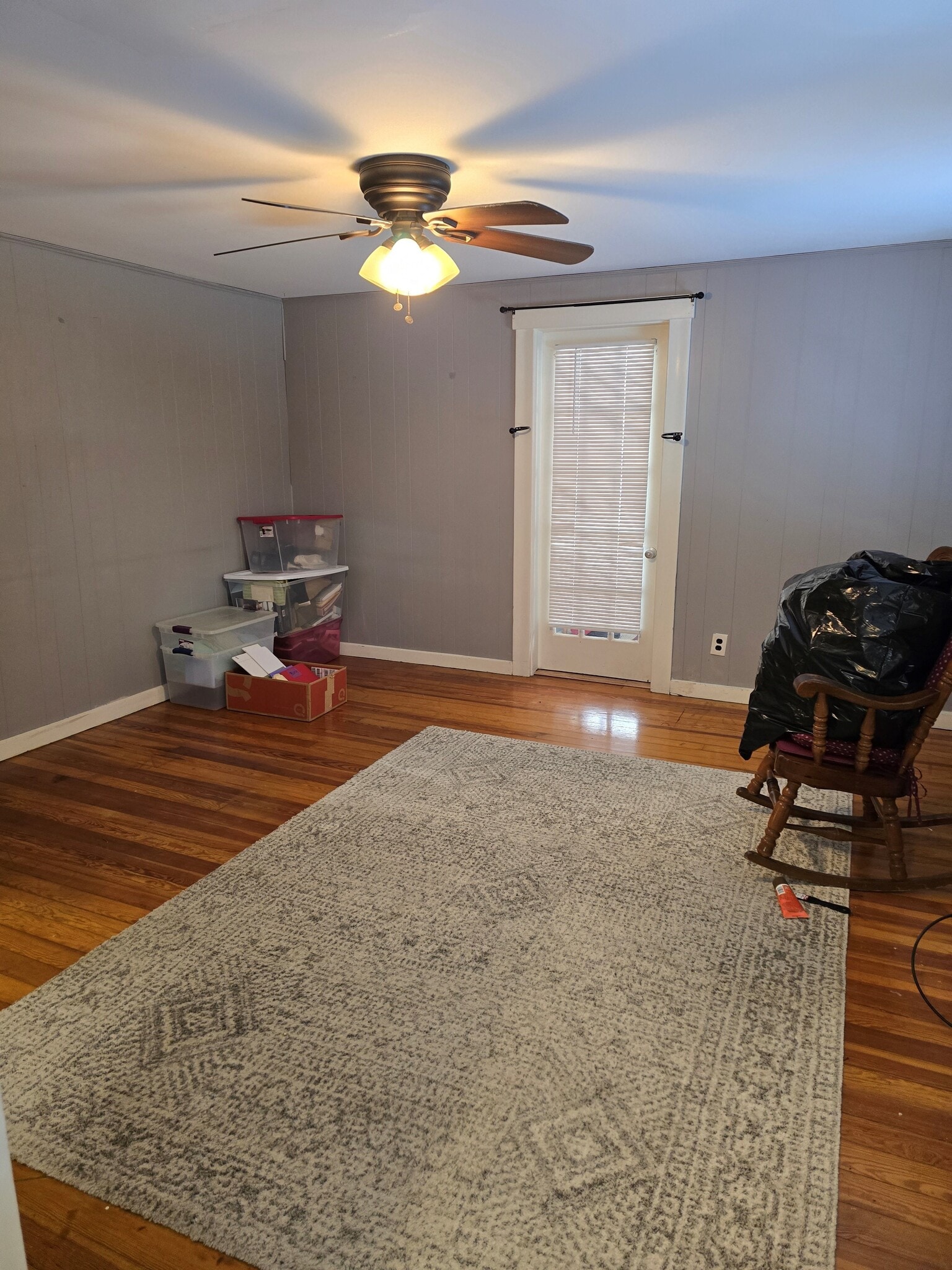 Living Room - 10 Forest St