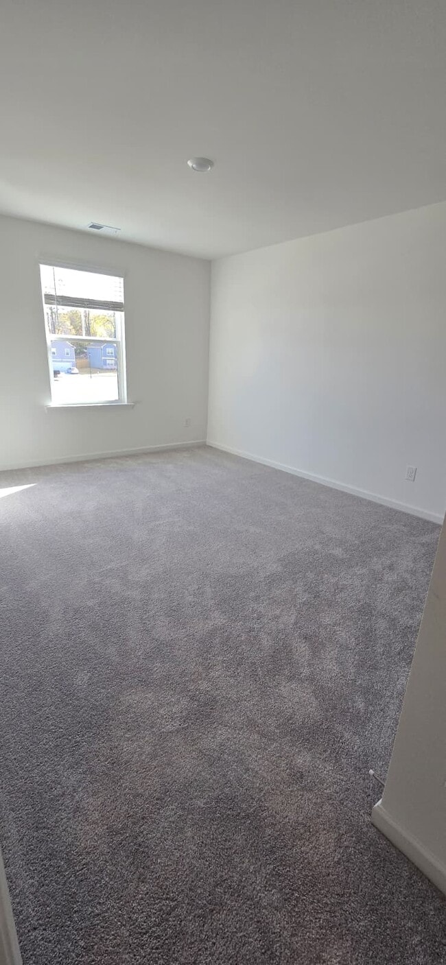 Building Photo - 97 Elijah St