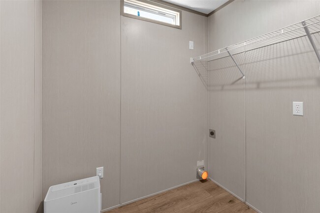 Building Photo - 1300 Campbell Acres Rd