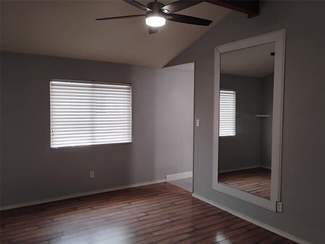 Building Photo - 2018 Ramona Cir