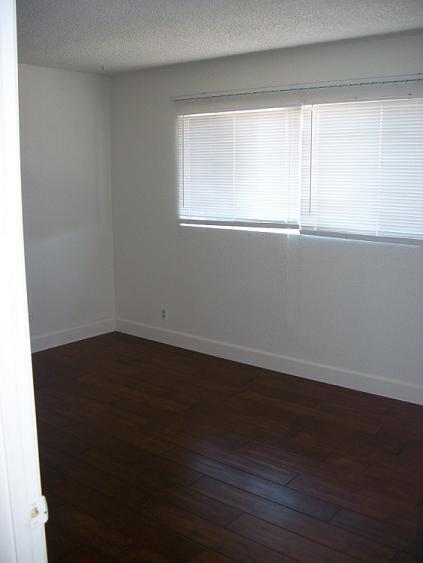 Building Photo - 1611-1613 Swarthout Ct.