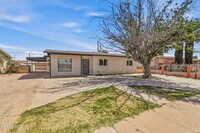 Building Photo - 5912 Delta Dr