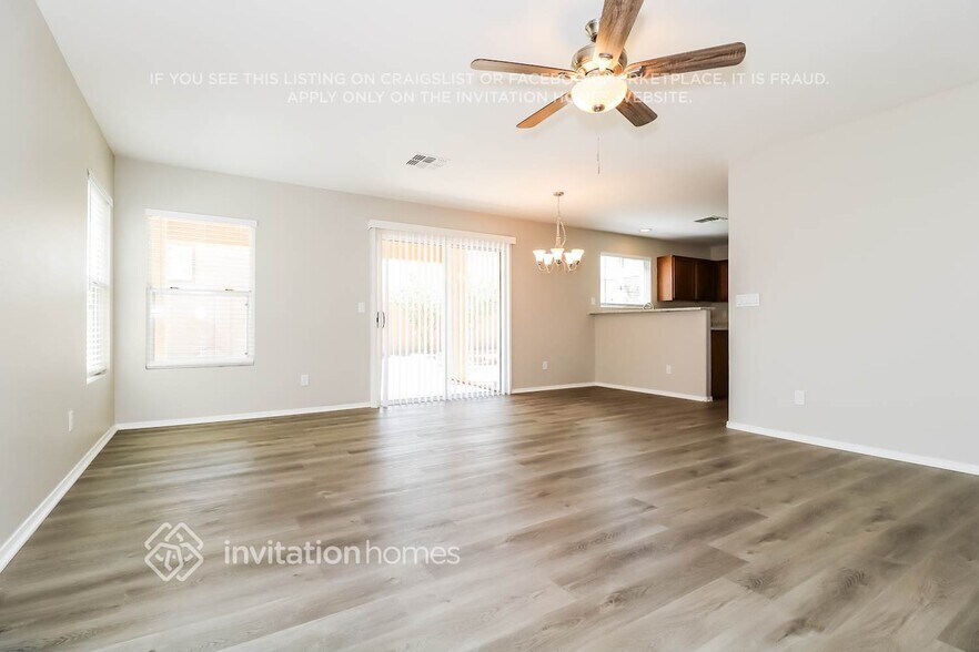 Building Photo - 718 S 223rd Dr