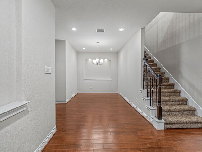 Building Photo - 24227 Peralta Glen Ln