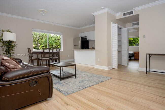 Building Photo - 1 Edgewater Dr