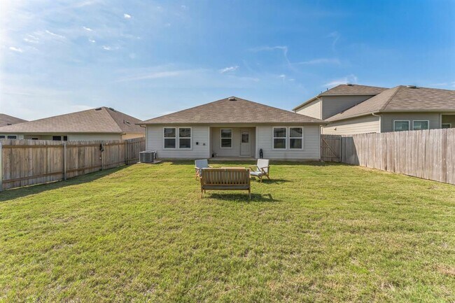 Building Photo - 821 Bahia Pl