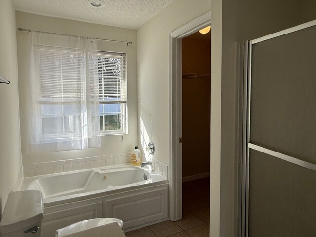 Building Photo - Beautiful Home behind ETSU and 5 minute drive to VAMC