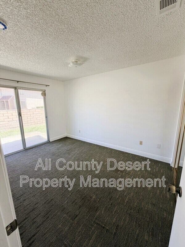 Building Photo - 82567 Ave 48