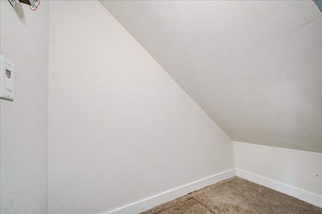 Building Photo - Townhome 2 bed / 2.5 bath in Boise!