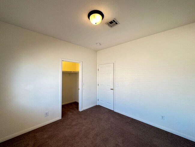 Building Photo - TIMBER CREEK VILLAGE