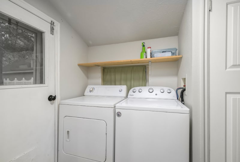 Building Photo - 445 N 100 E