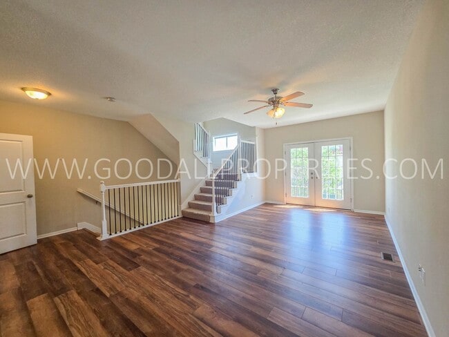 Building Photo - West Des Moines Townhome with Garden Space, Flex Room & Waukee Schools