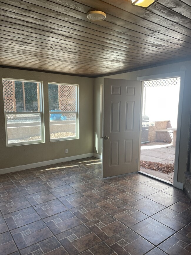 Building Photo - 4528 Agate Hills Rd NW