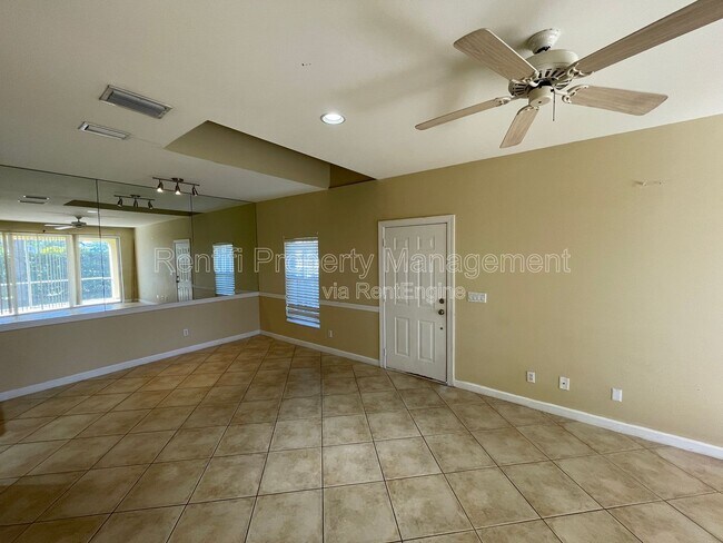 Building Photo - 9719 Glen Heron Dr