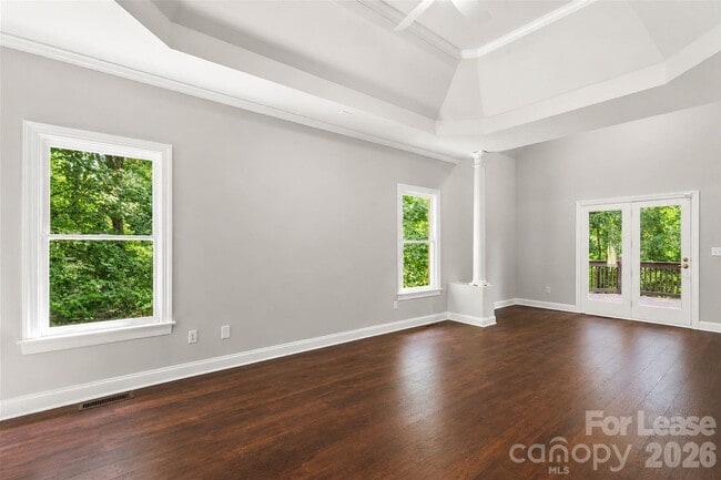 Building Photo - 3011 McKee Rd