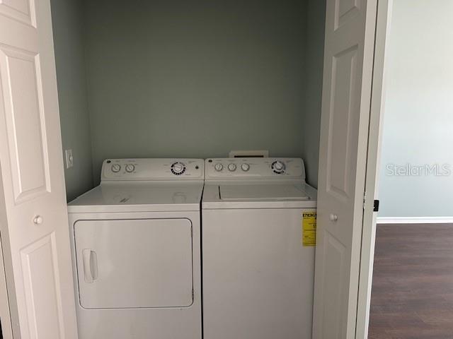 Building Photo - 4240 Central Sarasota Pkwy