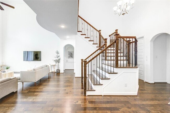 Building Photo - 4055 Woodland Meadow Dr