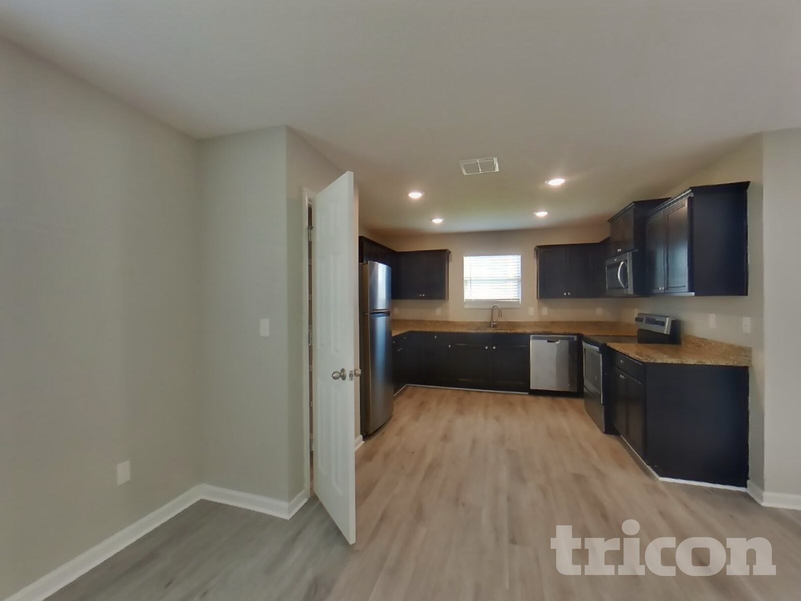 Building Photo - 77009 Birdseye Ct