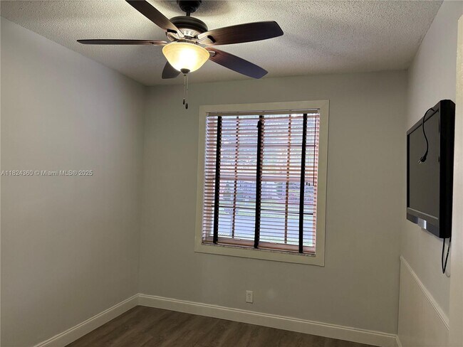 Building Photo - 1151 NW 130th Ave