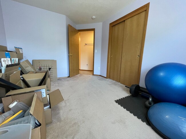 Building Photo - 3-Bedroom Home in Beaverton!