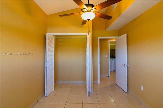 Building Photo - 13536 SW 11th Ln