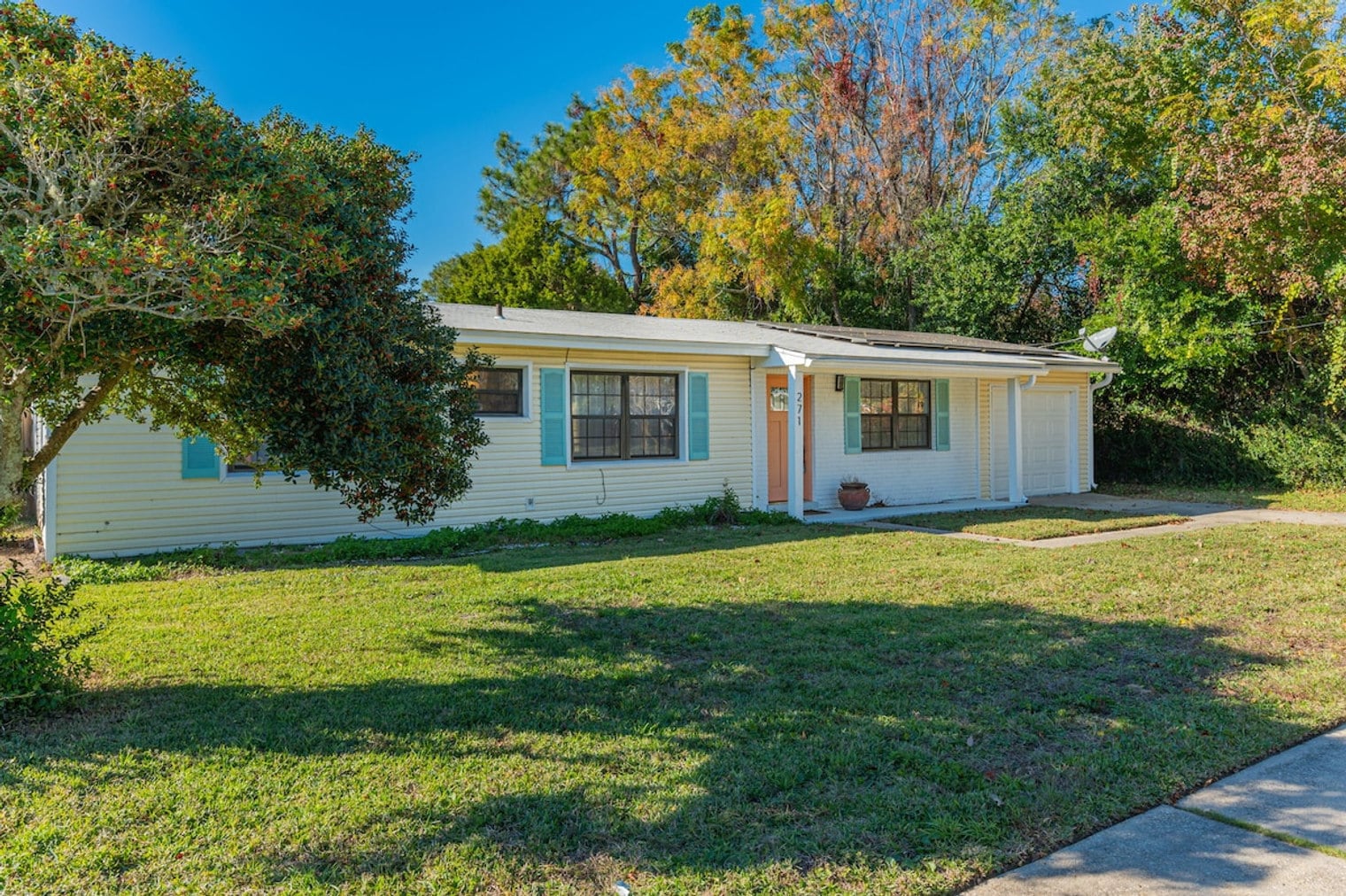 Building Photo - 151 N Lorraine Dr